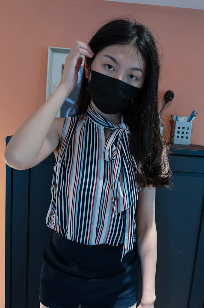 A041-撕破的袜子