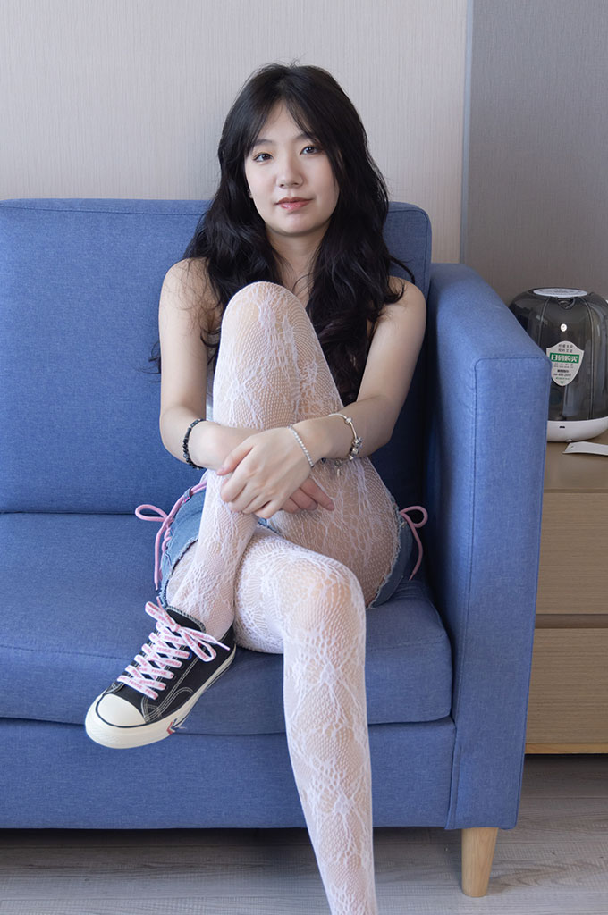 W053-板鞋、白色蕾SI袜、可拆卸牛仔裤、裤里丝