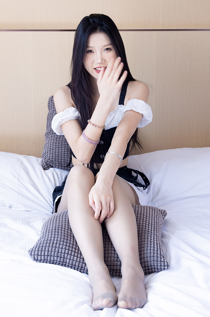 W079-灰色丝袜（脚尖半透明）、高跟鞋、过膝靴