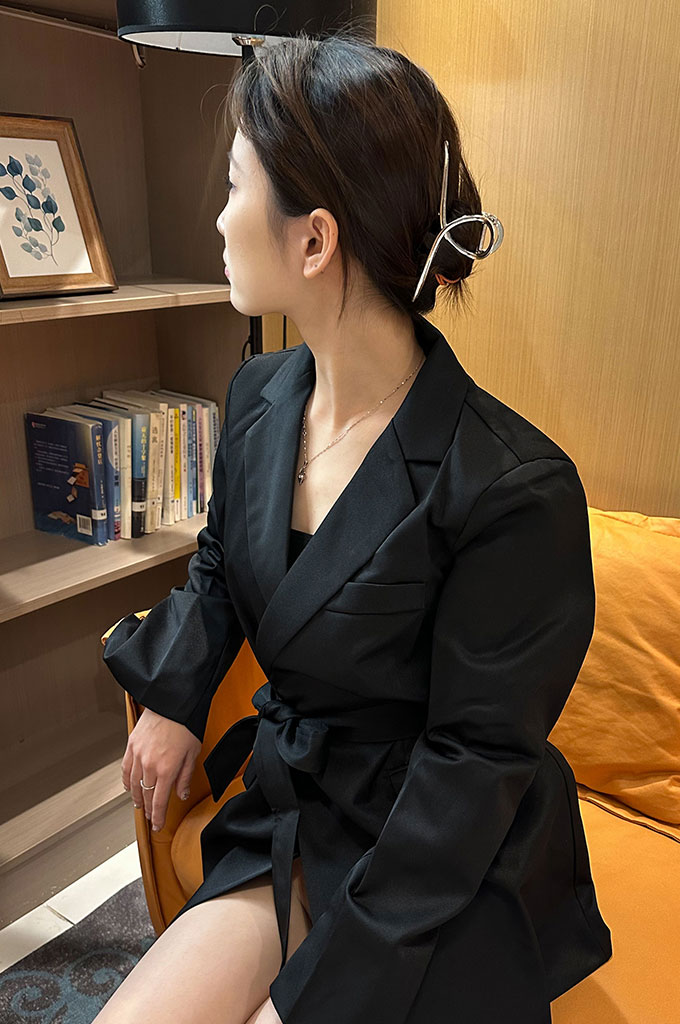 A177-黑色抹胸 肉色丝袜