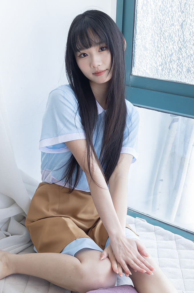 W294-好利来职业装、高跟鞋、薄肉丝、裸足